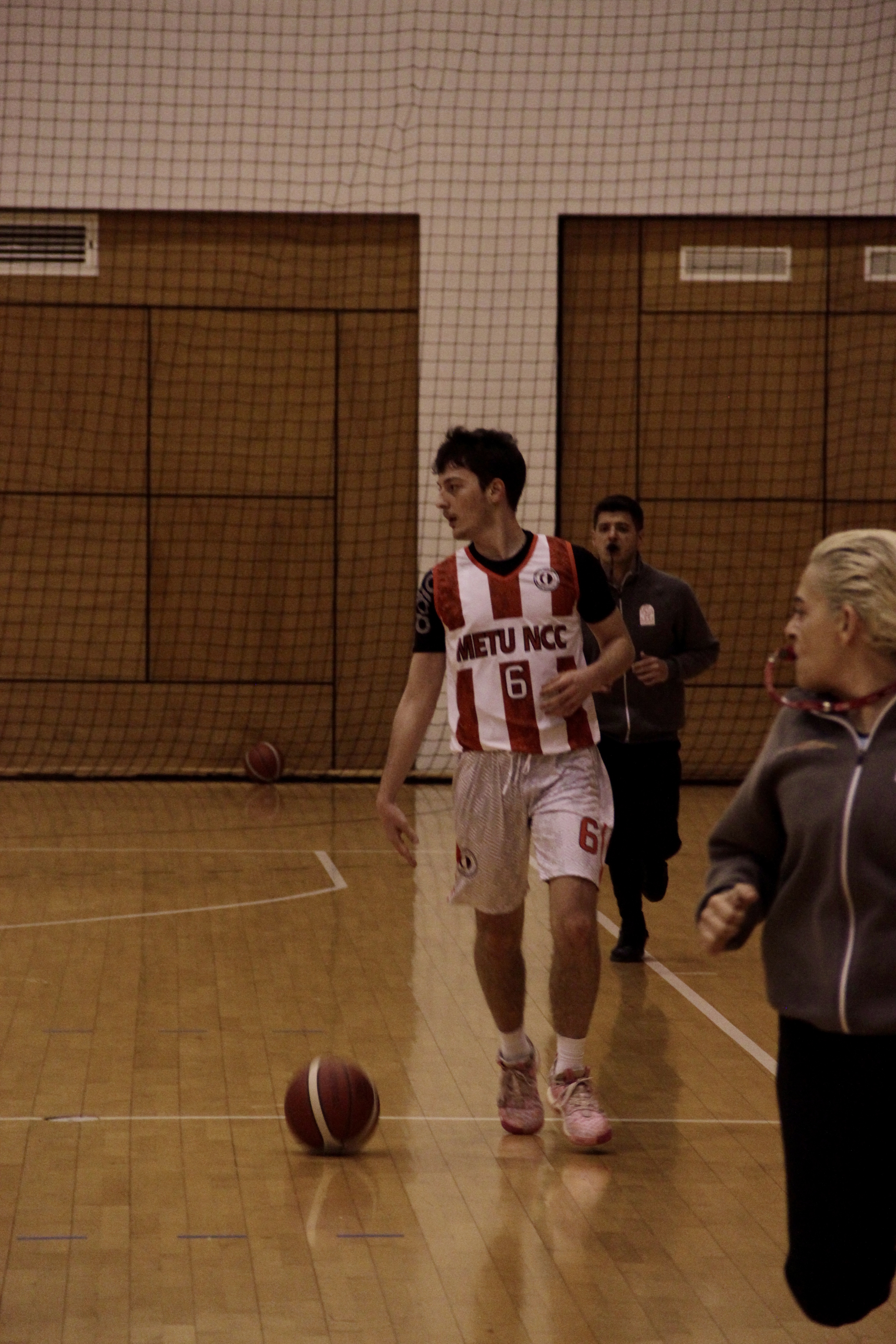 METU NCC formasında basketbol maçı